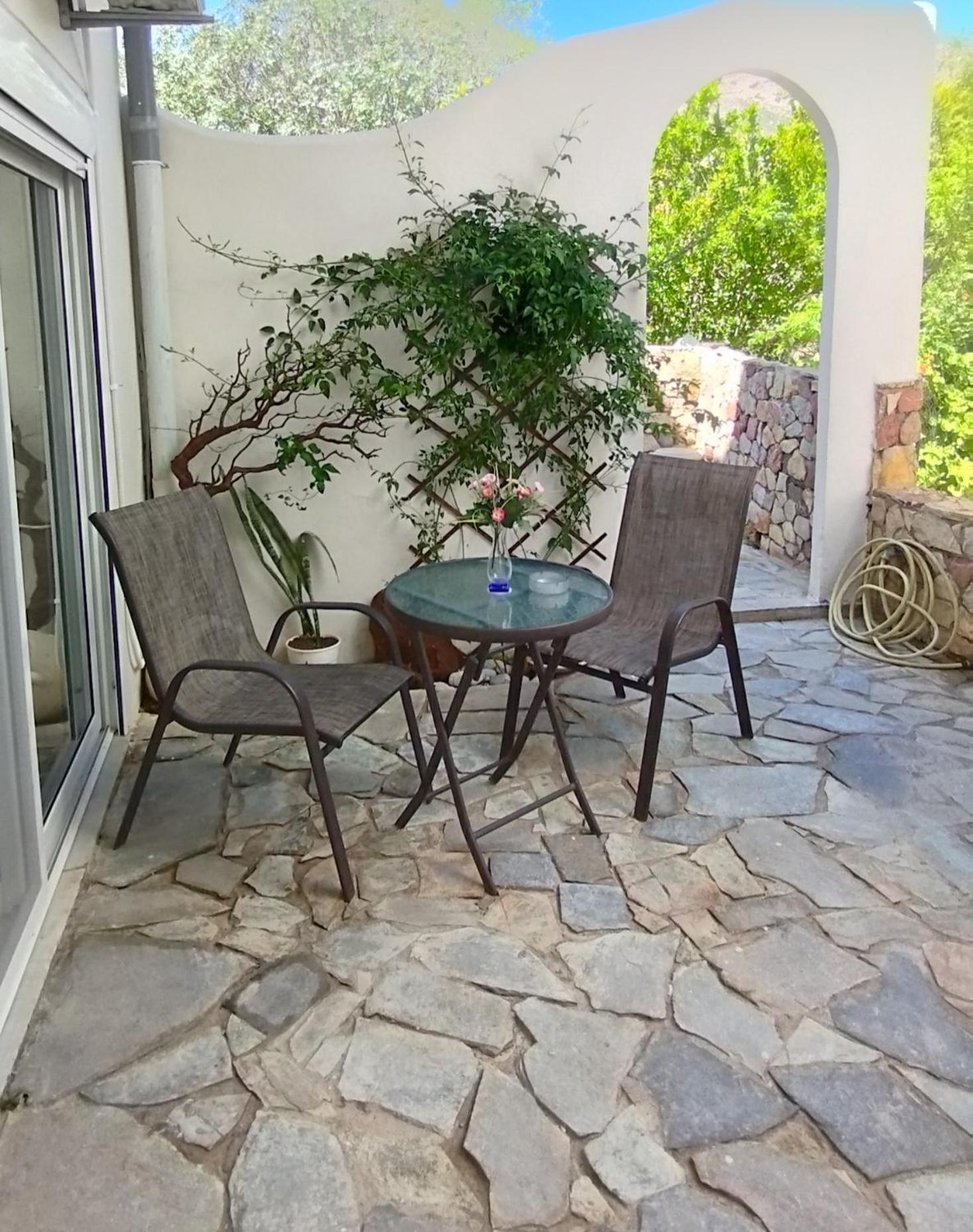 Marilen Apartment Livadia  Exterior foto